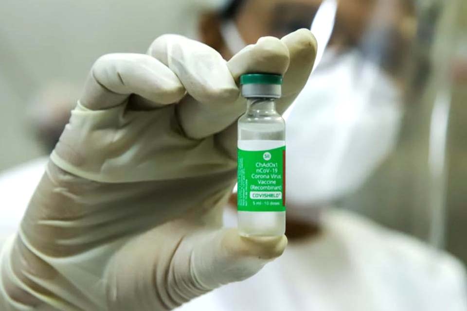 Prefeitura inicia imunização de mulheres grávidas com doenças crônicas contra a Covid-19 
