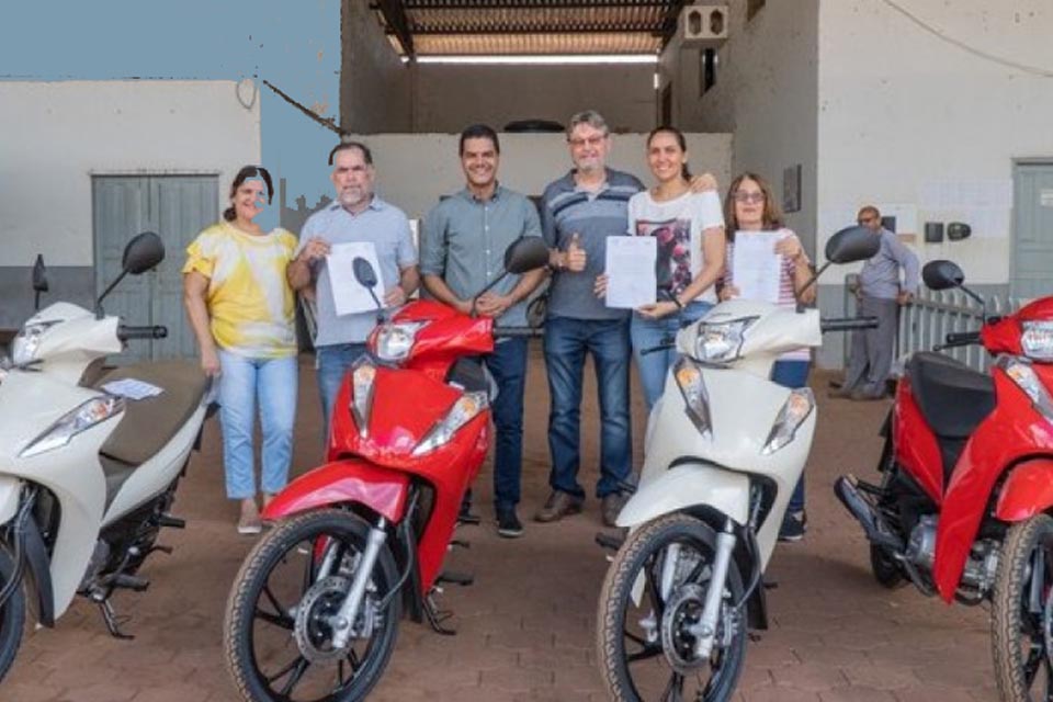 Prefeitura realiza entrega de motos aos ganhadores do IPTU Premiado