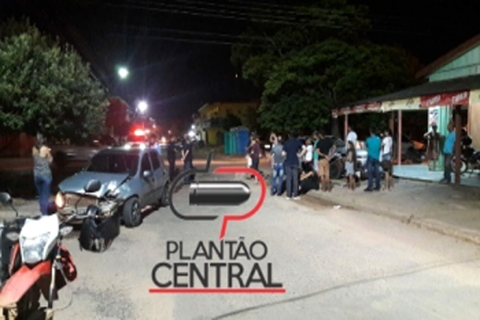 Grave acidente envolvendo dois carros e uma moto em Ji-Paraná