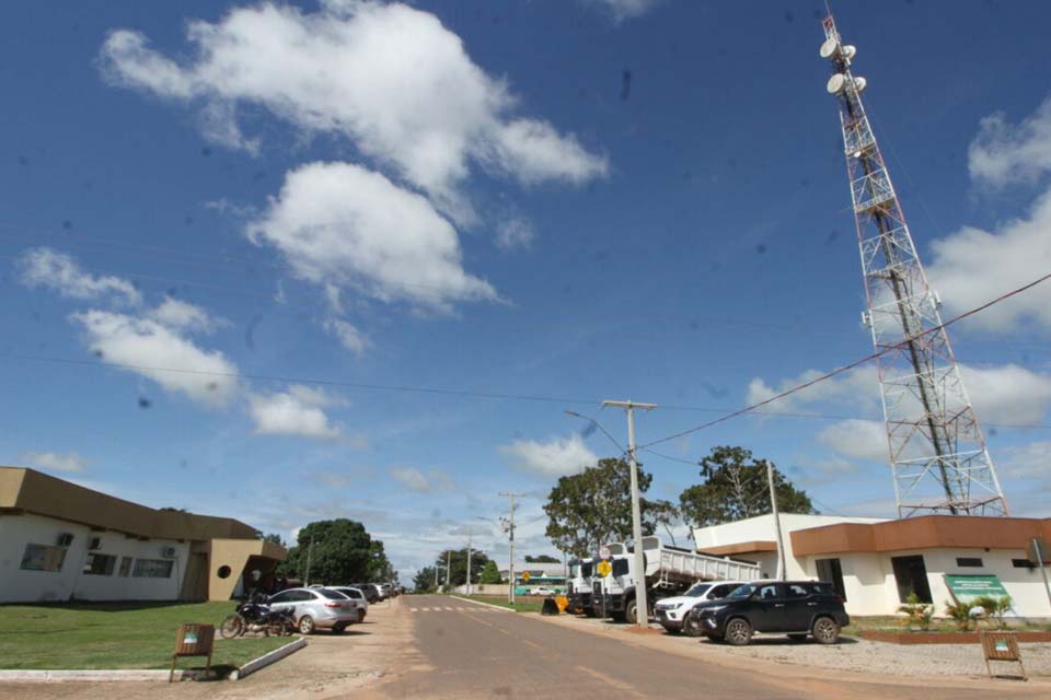 Sepat trata regularização de prédios públicos durante Governo Itinerante, na região do Vale do Guaporé