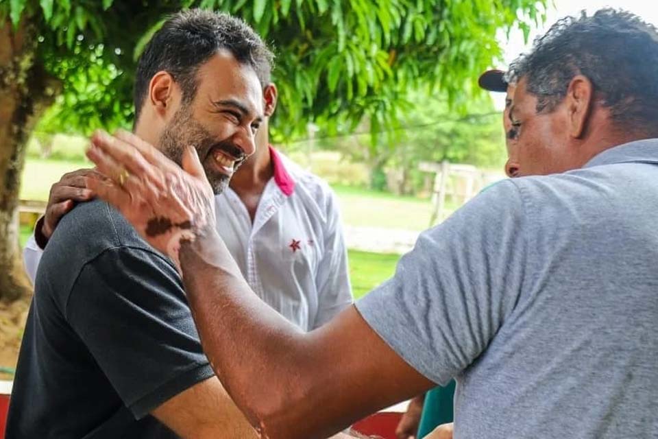 Pré-candidato ao Governo de Rondônia, Vinícius Miguel excursionou pelo interior em reuniões com lideranças sociais