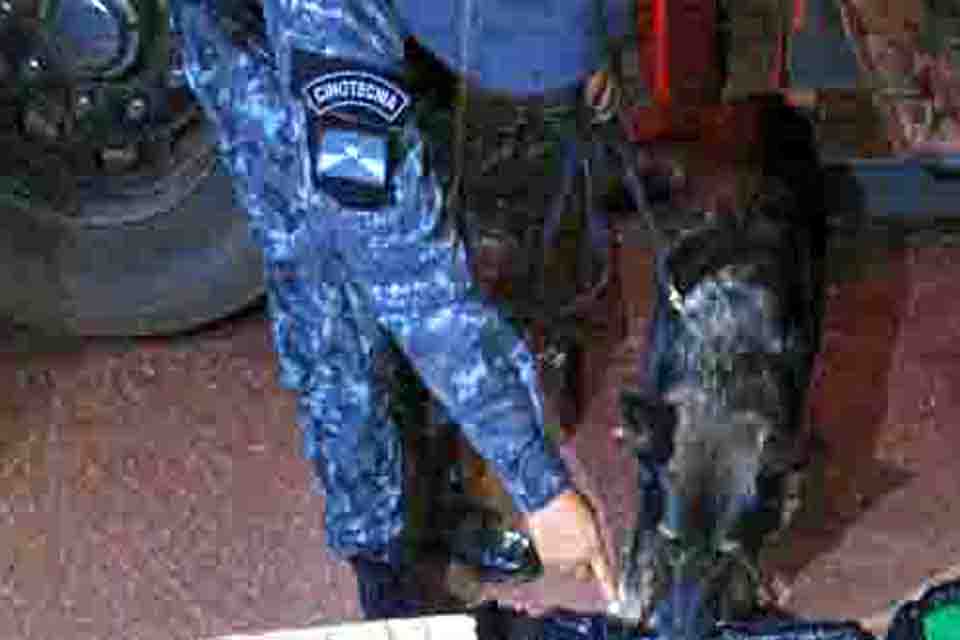 Operação Hórus prende homem com 5 kg cocaína presa ao corpo