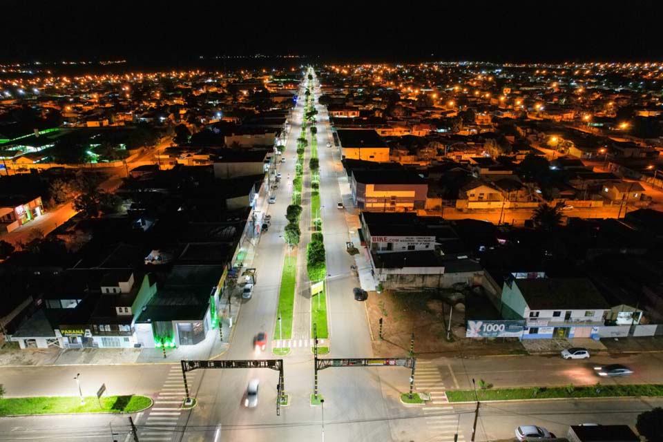 Implantação de iluminação pública nos municípios reforça segurança e embelezamento das cidades