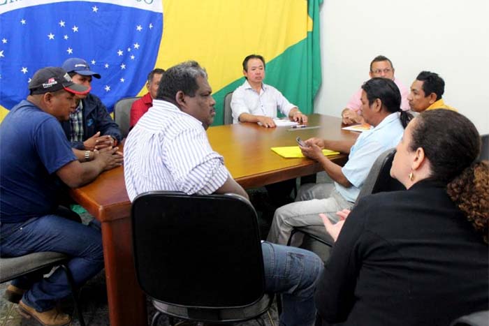 Prefeitura elenca prioridades de tribos em reunião com a Funai e indígenas locais