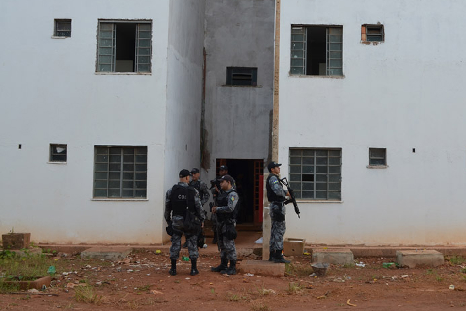 PM prende bando com fuzil e metralhadora na zona Leste de Porto Velho