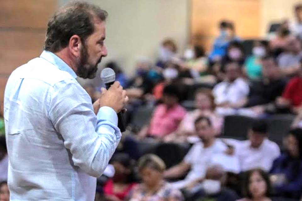 Administração do prefeito Hildon Chaves tem maio histórico para professores da rede municipal de ensino de Porto Velho