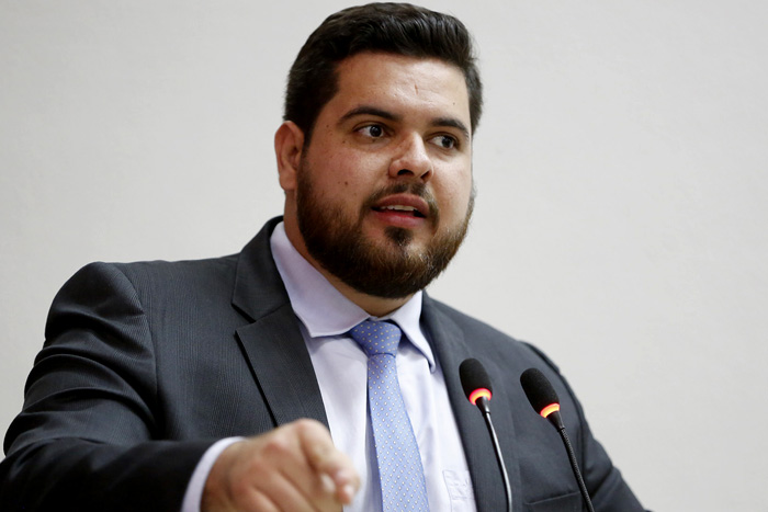 Jean Oliveira avalia eleição que o reelegeu para o 3º mandato de deputado estadual