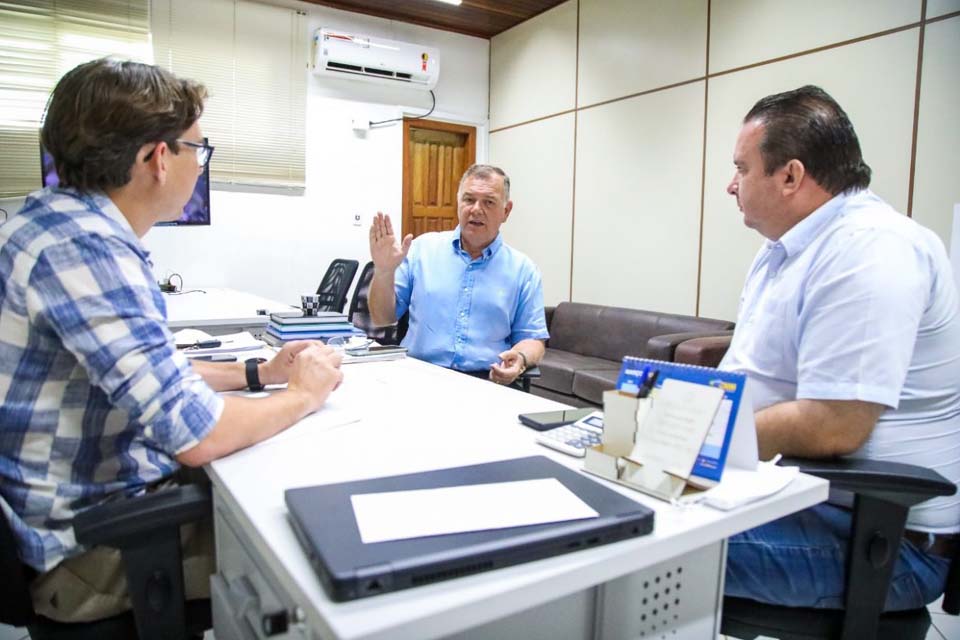 Parceria entre prefeitura de Jaru e deputado Lúcio Mosquini garante investimentos importantes no município 