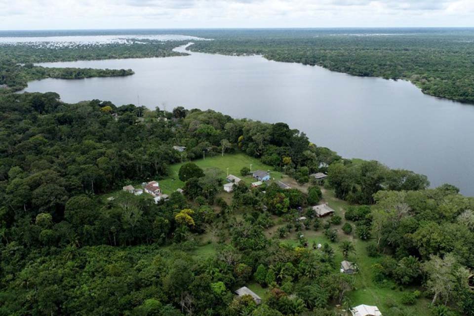 Distrito de Nazaré e Reserva Extrativista Lago do Cuniã são contemplados no penúltimo dia do MP Itinerante
