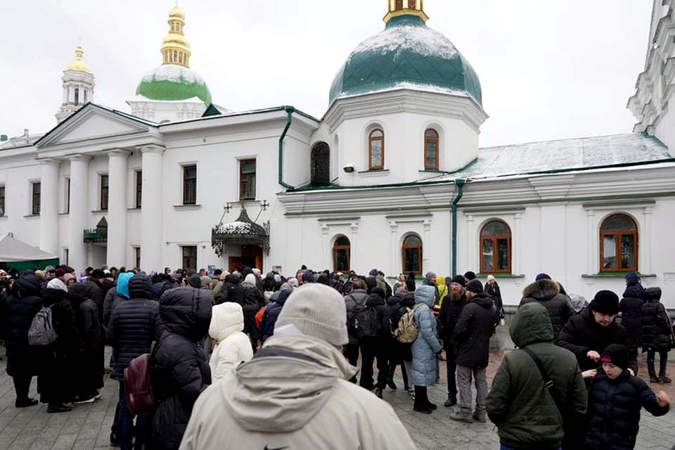 Guerra na Ucrânia acirra tensão entre igreja ortodoxa e Kiev