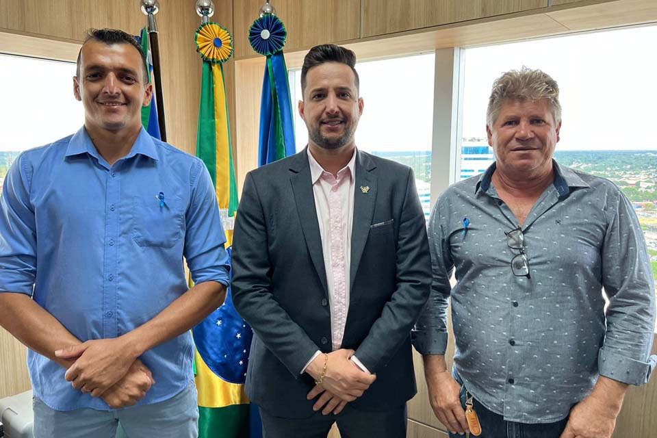Vereadores de Novo Horizonte do Oeste são recebidos na presidência da ALE-RO para tratar de demandas do município