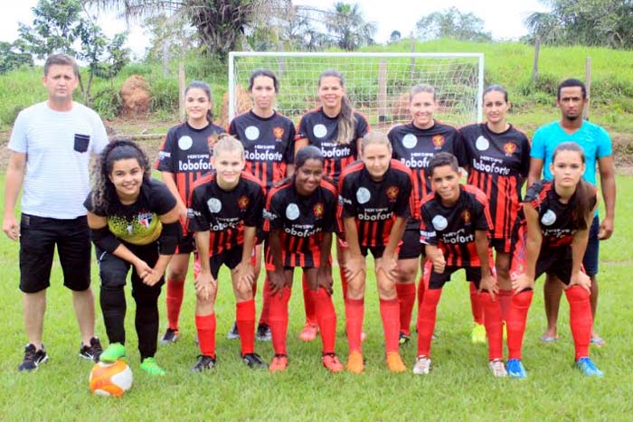 Rodada deste sábado definirá as semifinais da Taça Rosilene Traspadini de Futebol Rural Society Feminino     