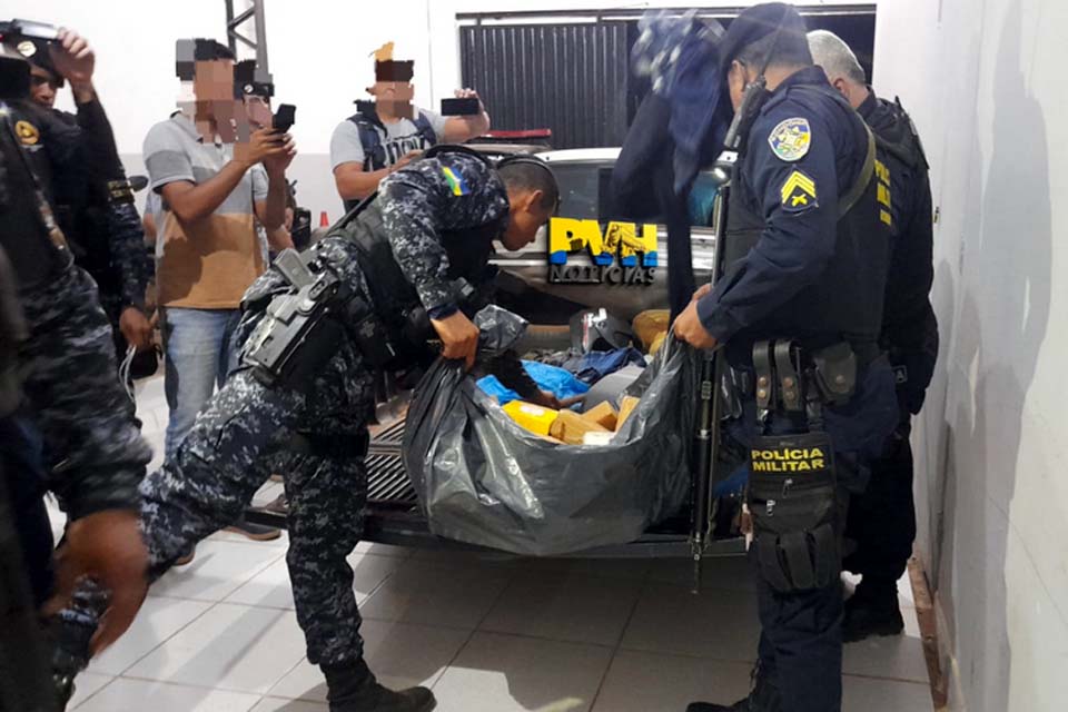 Bando é preso com mais de 50kg de drogas no bairro Socialista