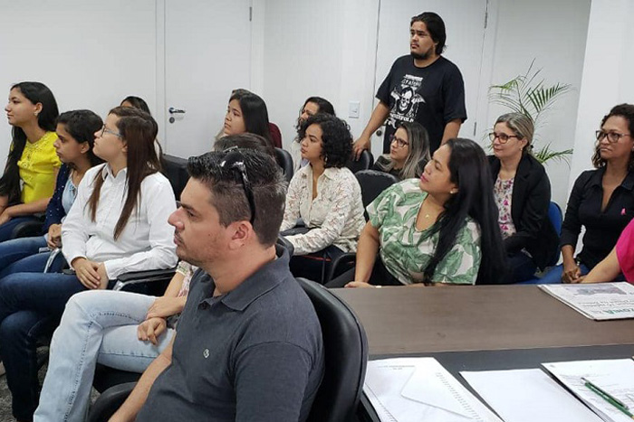 Assessores do deputado Anderson Pereira participam de Curso de Libras para atender deficientes auditivos