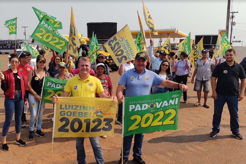 Em campanha para reeleição, Luizinho Goebel faz caminhada e visita comércios em Chupinguaia