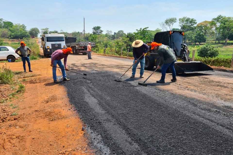 Concluída a recuperação da RO-490, que dá acesso ao município de Alto Alegre dos Parecis