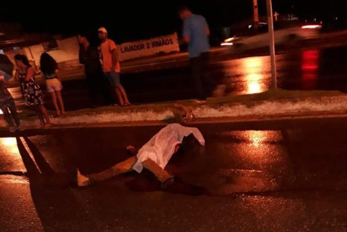 Pedestre morre atropelado ao tentar atrevassar Av.Transcontinental em Ji-Paraná