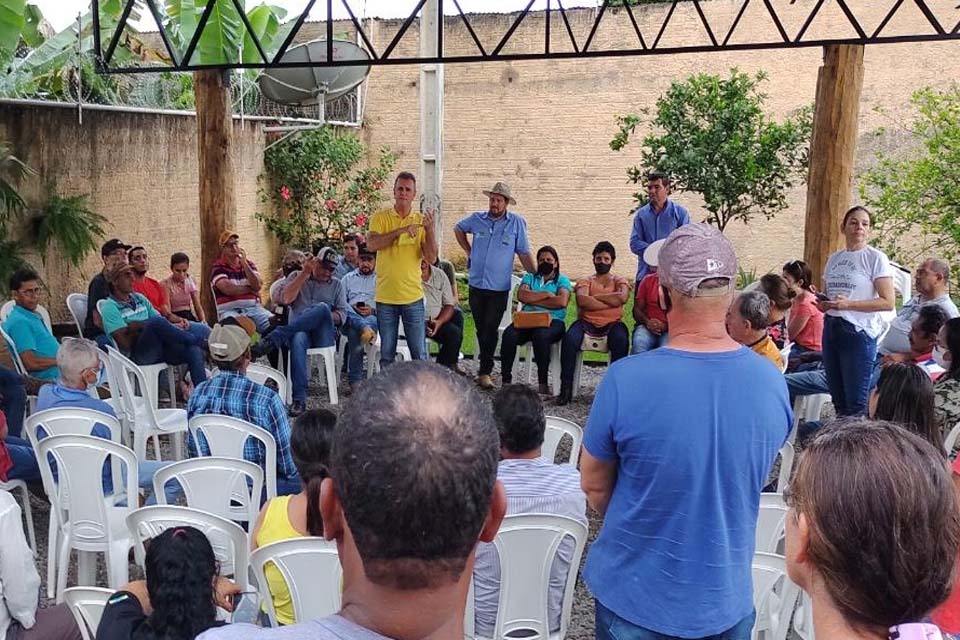 Deputado Luizinho Goebel ouve reivindicações dos presidentes das associações rurais de Vilhena