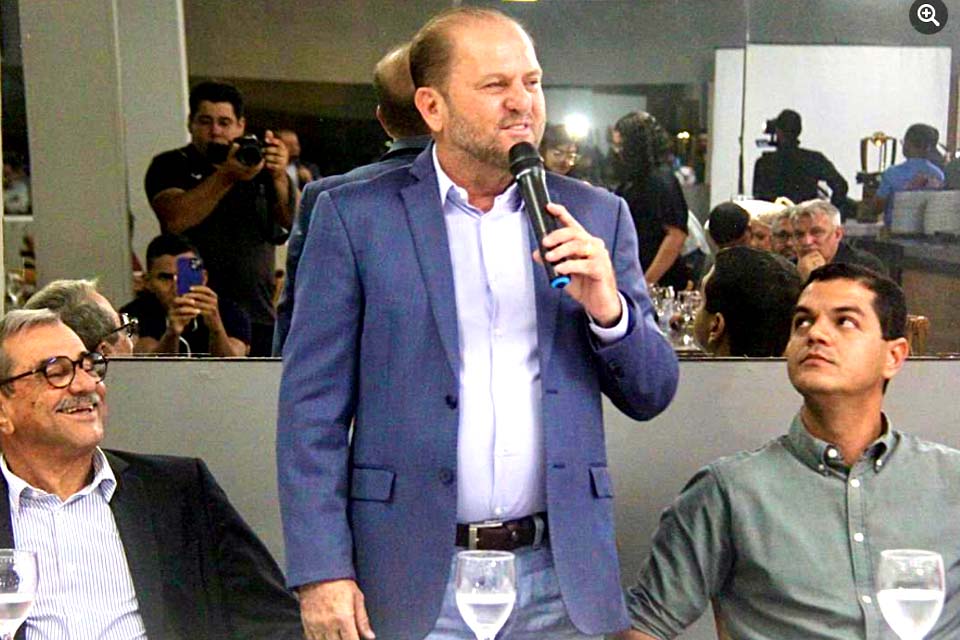 Deputado Cirone Deiró reafirma compromisso com o Esporte durante lançamento do 33º campeonato rondoniense