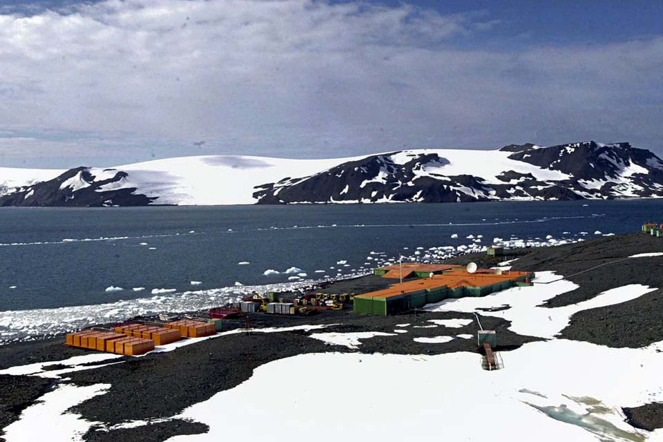 Biblioteca Nacional terá polo na Estação Antártica Comandante Ferraz