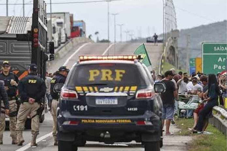 PRF confirma seis interdições em rodovias federais em Rondônia