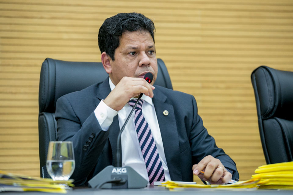 Deputado Jair Montes vota sim para aprovação do PCCR do DER,CGE e correção salarial da Sejus e analistas educacionais