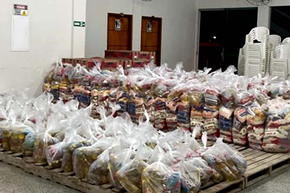 Semas realiza entrega de 450 cestas básicas às famílias em situação de vulnerabilidade temporária