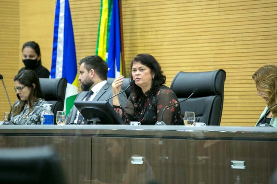 Audiência Pública solicitada pela deputada Cássia Muleta debate situação do Condomínio Terra Brasil
