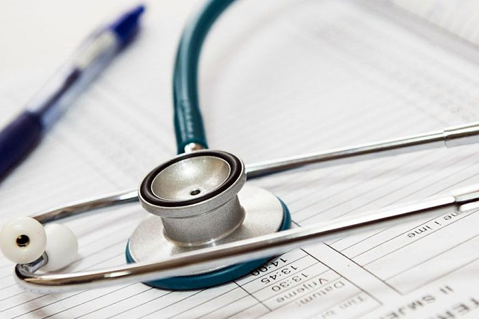 Médicos de Uberlândia decretam greve por tempo indeterminado