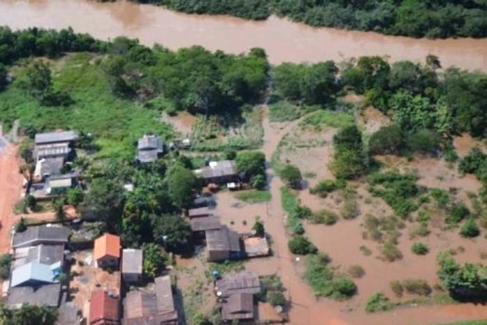 Águas do Rio de Jaru se elevam em quase 2metros e já esta próximo da cota de alerta