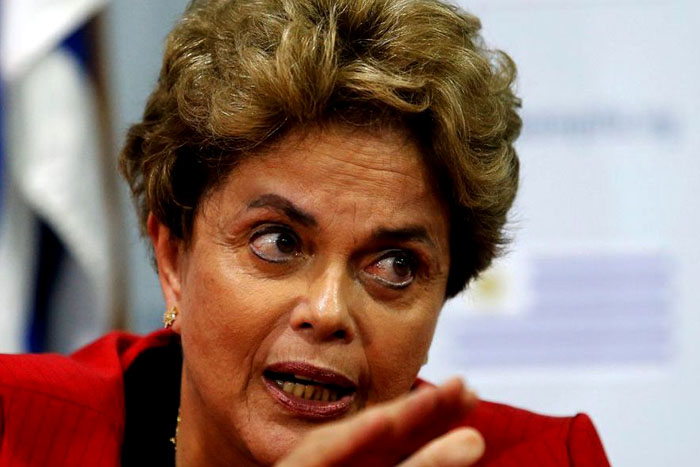 'Tudo isso é muito ruim', diz Dilma sobre crise política no país
