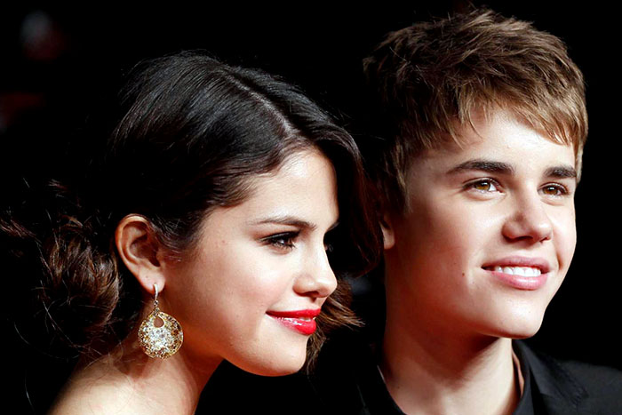 Hacker invade perfil de Selena Gomez e posta foto de Justin Bieber nu