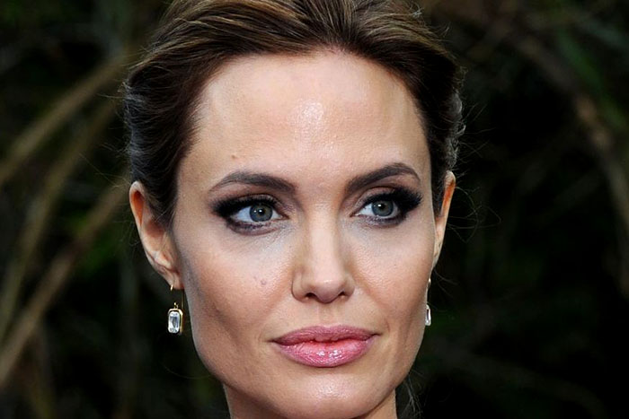Angelina Jolie fala pela primeira vez sobre divórcio: 