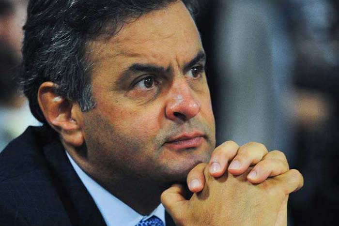 Aécio Neves não retomará presidência efetiva do PSDB, por enquanto
