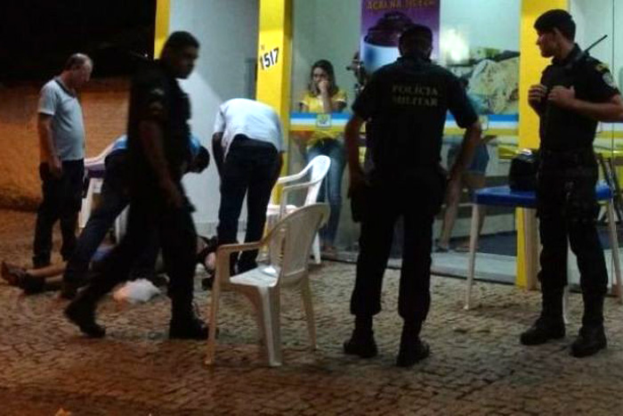 Ji-Paraná - Homem é morto a tiros em frente sorveteria