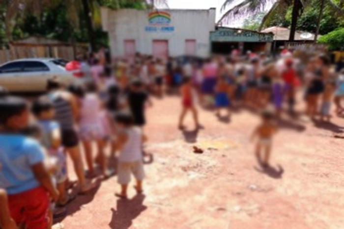 Vila Princesa: Caminhão de distribuidora é saqueado durante entrega