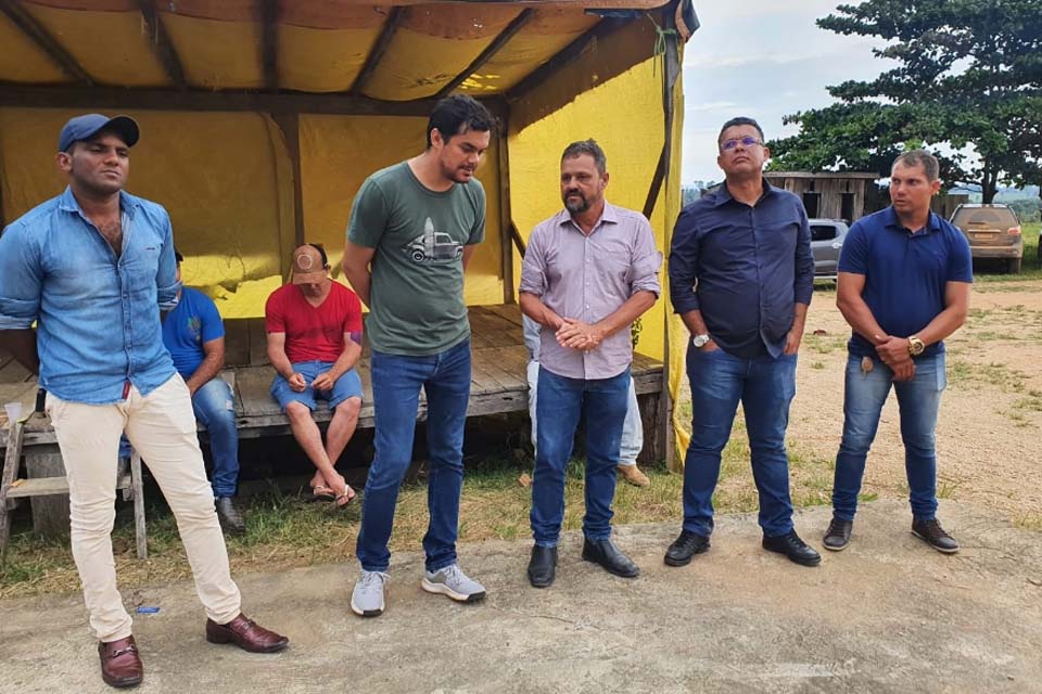 Deputado Federal Expedito Netto se reúne com lideranças para discutir demandas do Distrito Jacinópolis