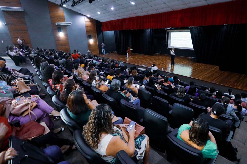 Servidores públicos municipais de Porto Velho recebem palestra sobre ética e integridade