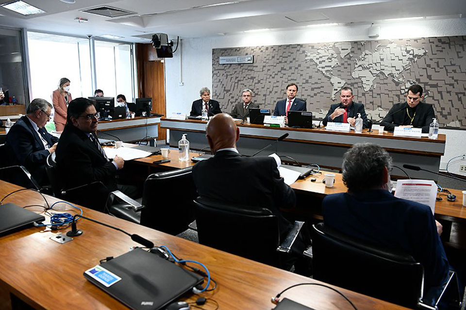 Senador Acir Gurgacz confirma votação na quinta-feira (9) de projeto que muda fiscalização agropecuária
