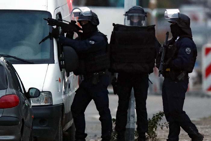 França prende quinto suspeito de ter ligação com atirador