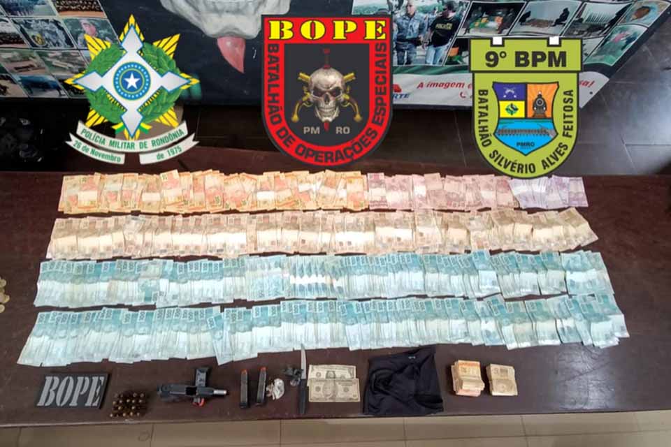 BOPE apreende arma, drogas e mais de R$ 35 mil na casa de traficante