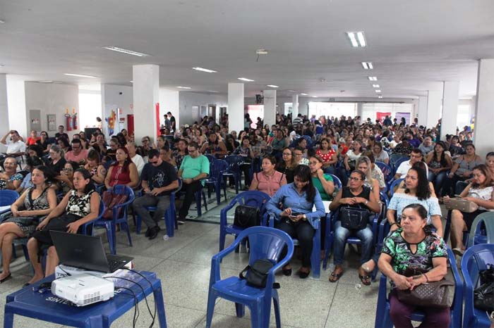 Sindicatos de Rondônia reúnem milhares de pessoas no Dia de Luta em Defesa da Previdência